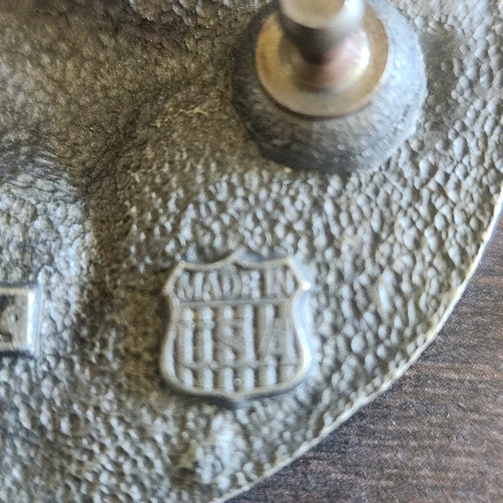 Vtg 1987 CJ Inc‎ Pewter Belt Buckle Pig Farm Barn Corn Windmill USA